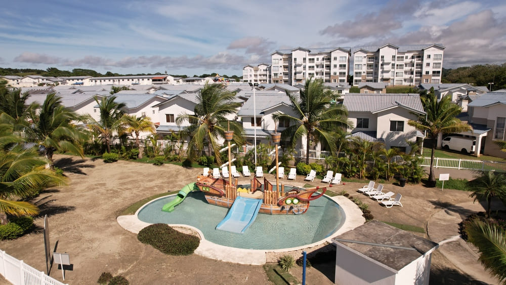 Vivir a pasos del mar: beneficios de las casas frente al mar en Panamá